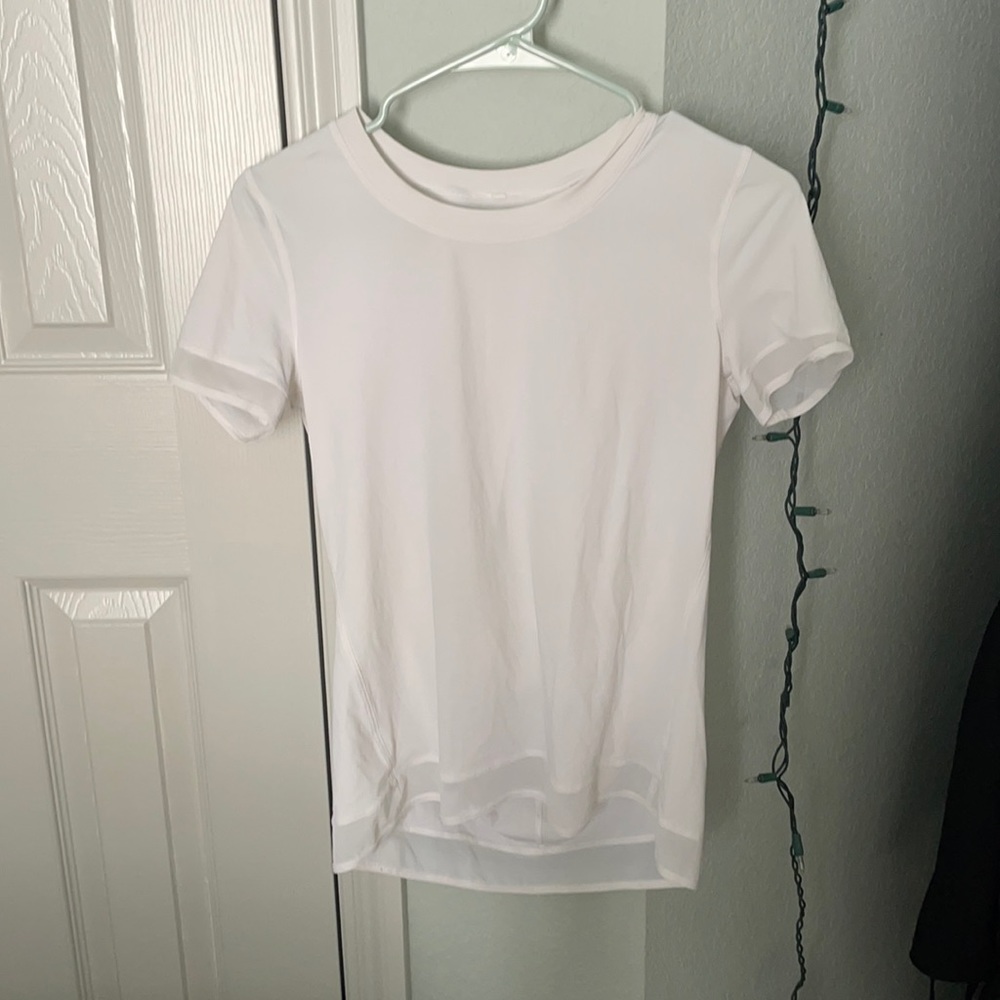 Lululemon top